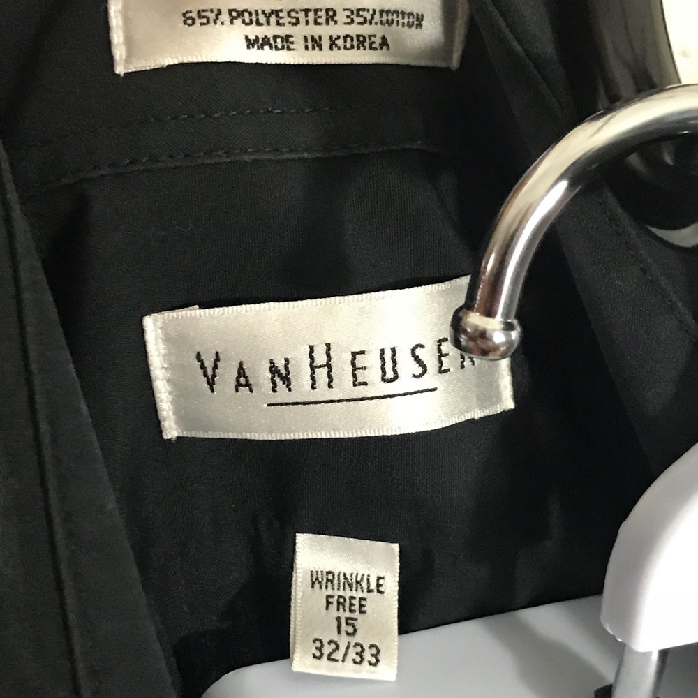 Van Heusen poplin, button-up dress shirt - Picture 3 of 3